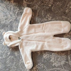 L.L. Bean baby fleece bunting 6-12m